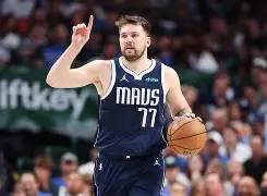 乐鱼官网-东契奇调戏女裁判